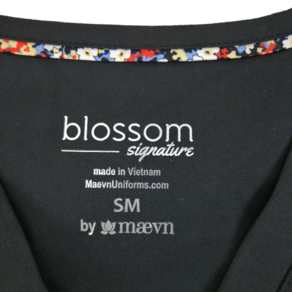 Maevn Blossom Women's Scrub Top 2100-BLK Black - Picture 2 of 9